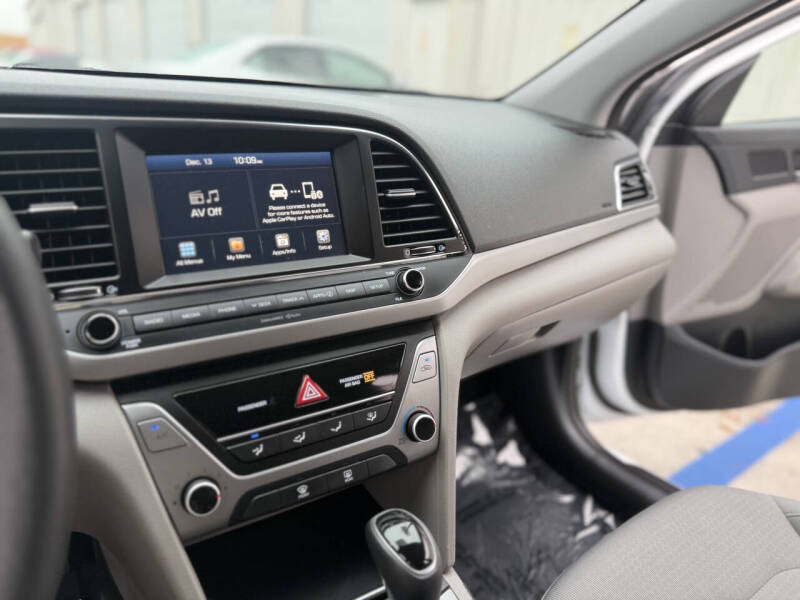 2017 Hyundai Elantra Limited