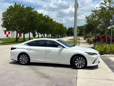 2019 Lexus ES 350