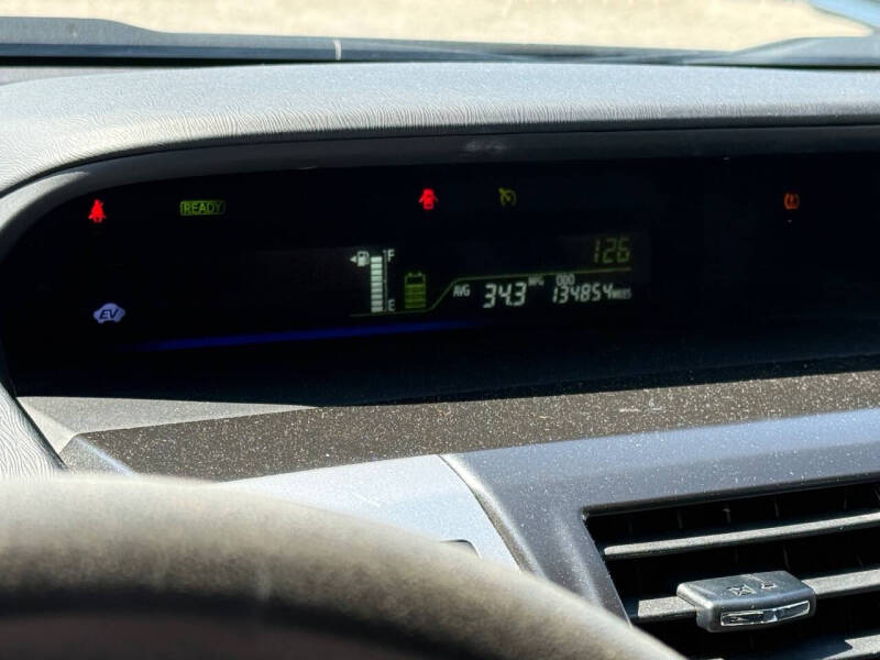 2012 Toyota Prius v Two