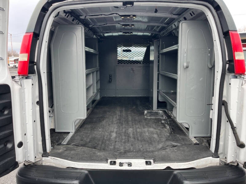 2018 Chevrolet Express 2500
