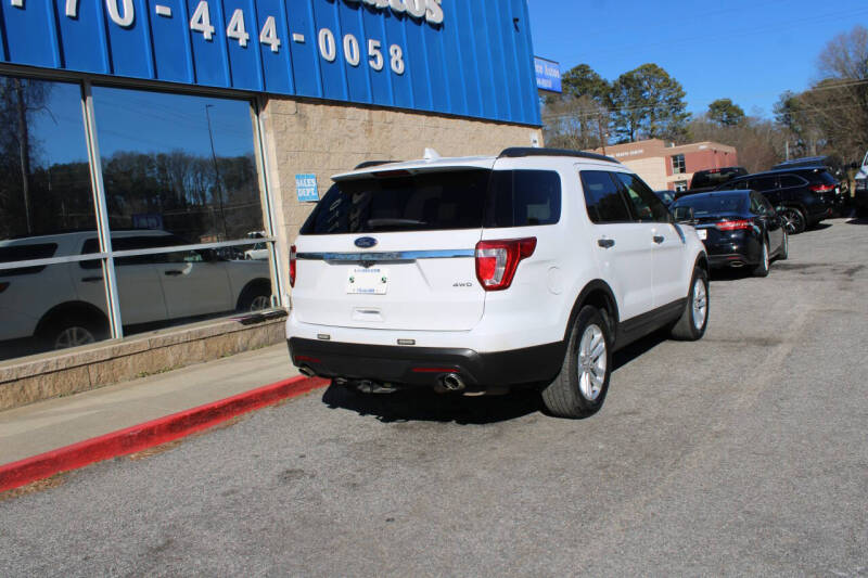 2017 Ford Explorer