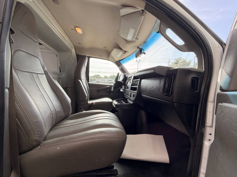 2019 Chevrolet Express 2500
