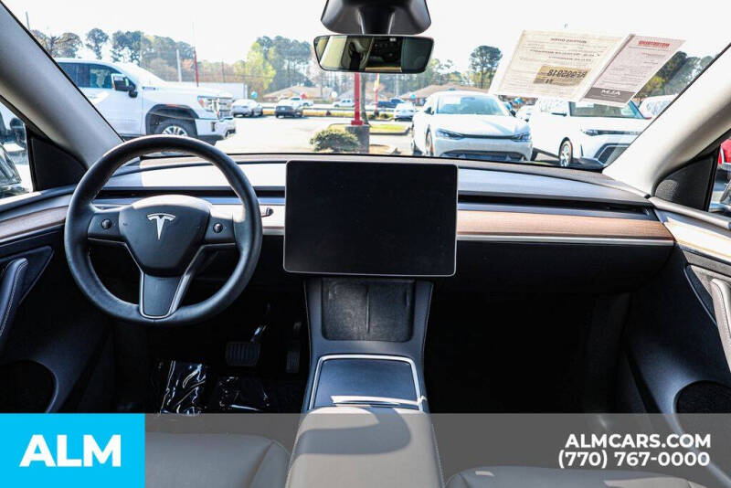 2024 Tesla Model Y Long Range