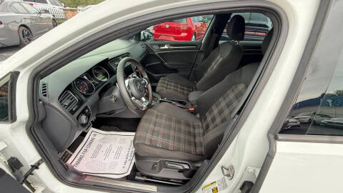 2016 Volkswagen Golf GTI