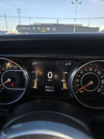 2020 Jeep Wrangler Unlimited Sahara Altitude