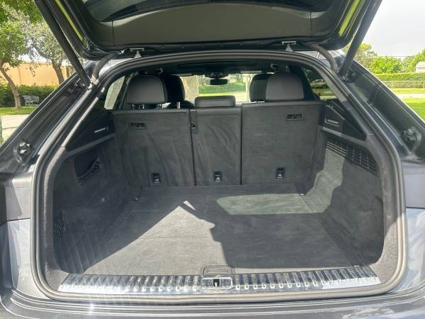 2021 Audi Q8 quattro Premium 55 TFSI