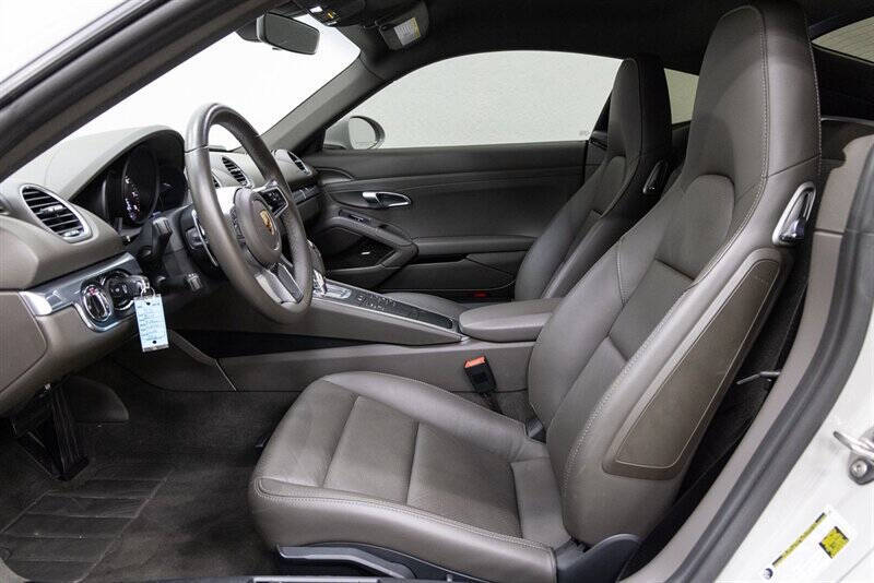 2019 Porsche 718 Cayman