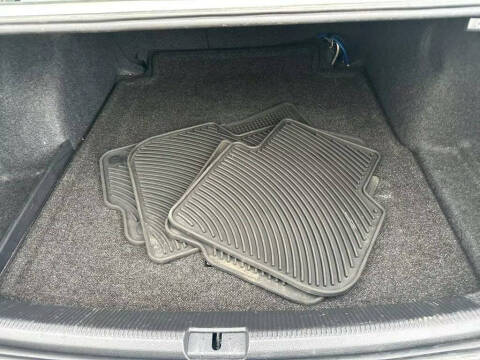 2017 Volkswagen Passat 1.8T R-Line