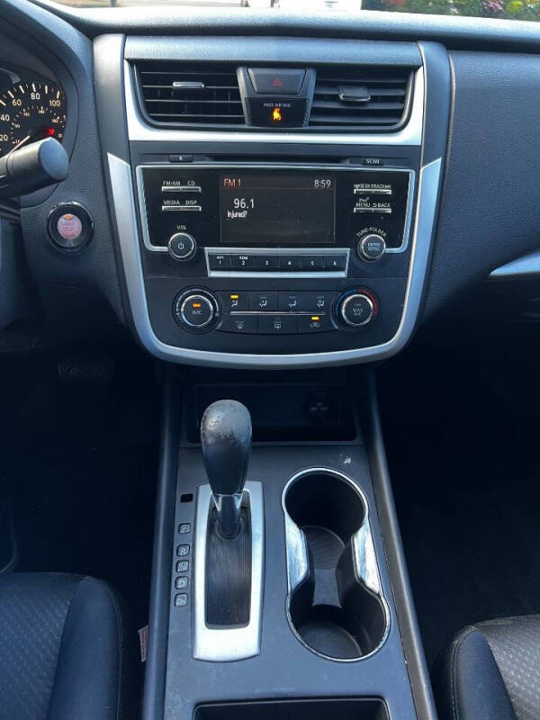 2017 Nissan Altima 2.5 SR