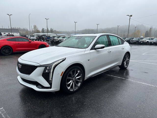 2025 Cadillac CT5 Sport