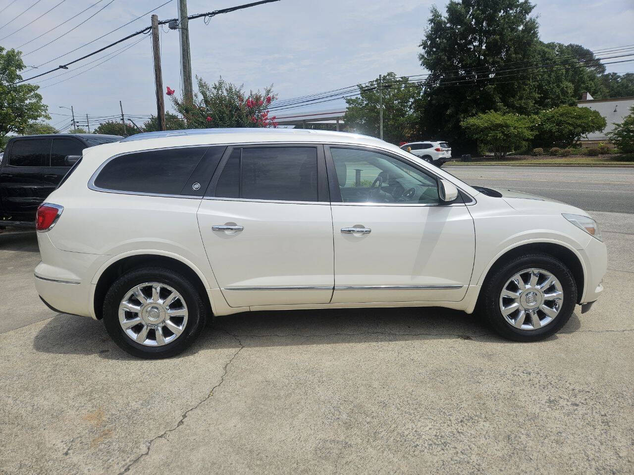 White 2014 Buick Enclave Leather Leather 4dr Crossover 2