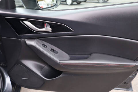 2016 Mazda MAZDA3 i Grand Touring