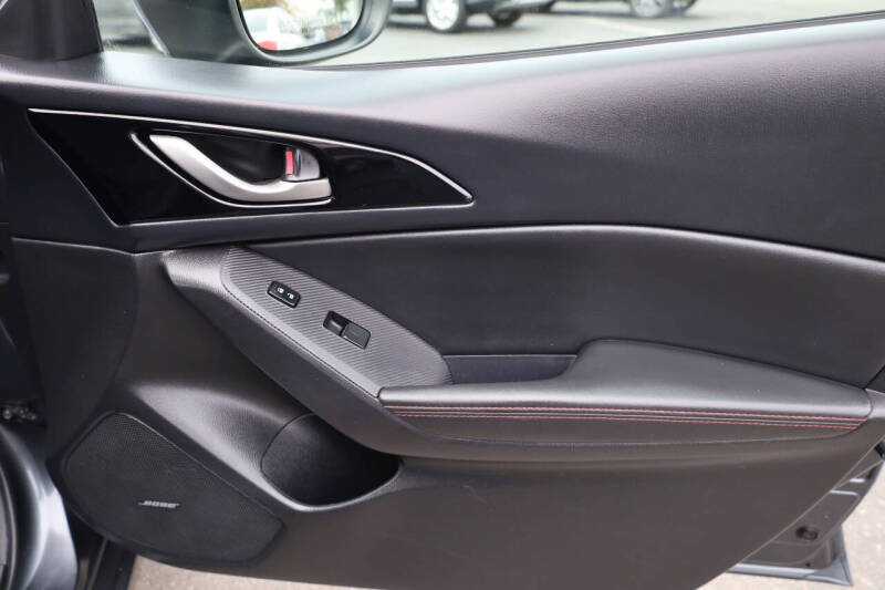 2016 Mazda MAZDA3 i Grand Touring