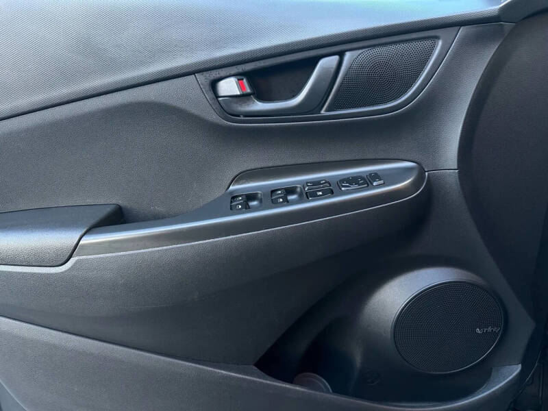2019 Hyundai Kona SEL