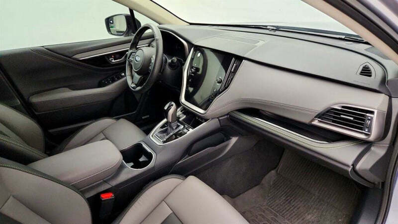 2025 Subaru Outback Onyx Edition XT