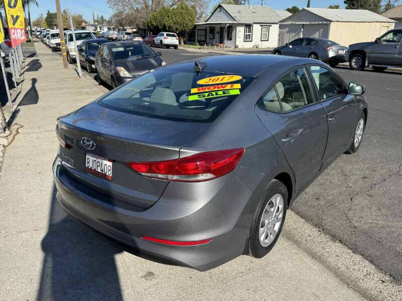 2017 Hyundai Elantra
