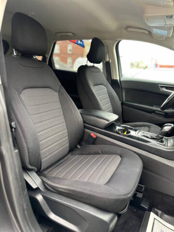 2017 Ford Edge SE