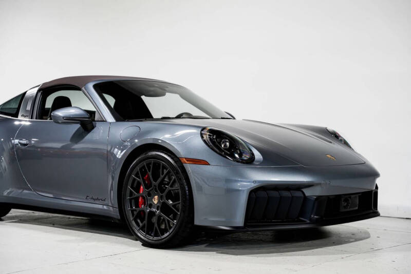 2025 Porsche 911 Targa 4 GTS