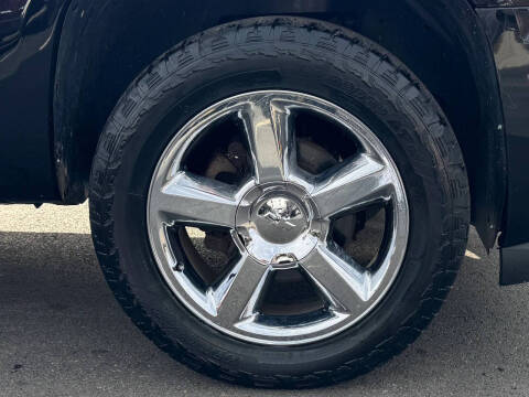 2011 Chevrolet Avalanche LTZ