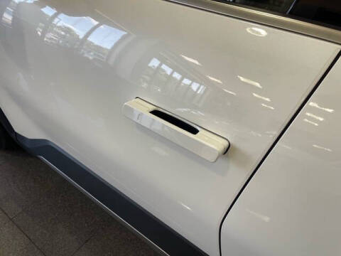 2024 Kia EV9 Light Long Range