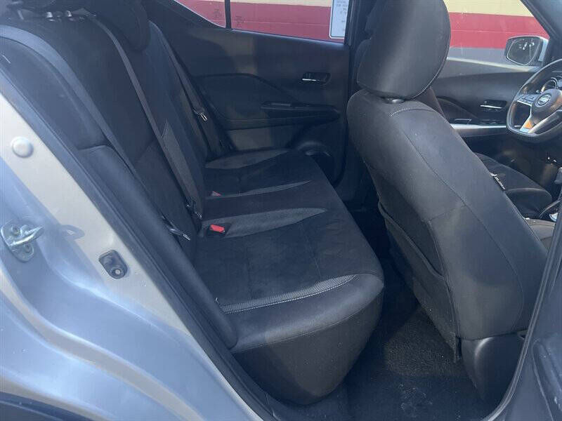 2020 Nissan Kicks SV