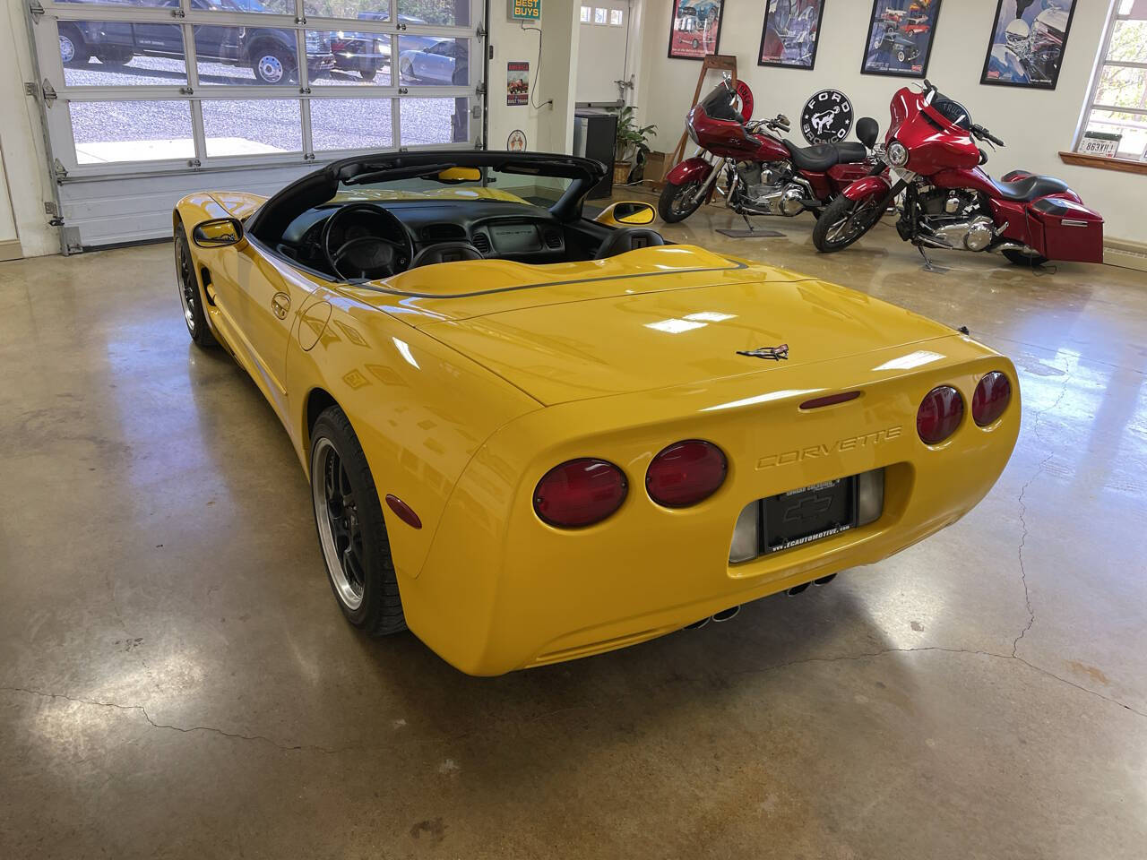 2004 Chevrolet Corvette 5