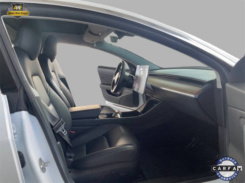 2019 Tesla Model 3 Standard Range Plus