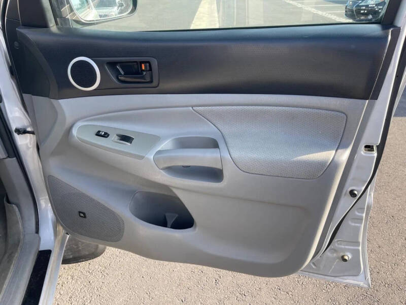 2011 Toyota Tacoma PreRunner V6