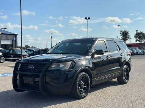 2017 Ford Explorer for sale at Chiefs Auto Group in Hempstead TX