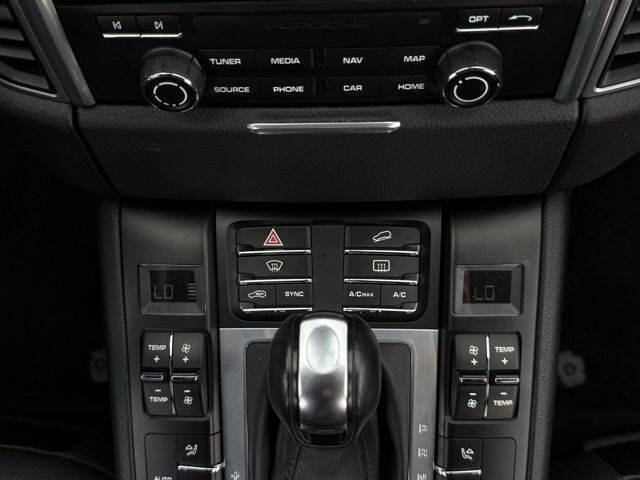 2017 Porsche Macan
