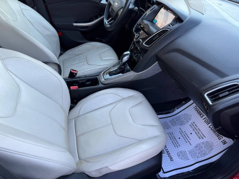 2016 Ford Focus Titanium