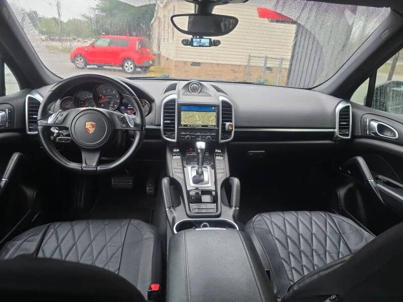 2013 Porsche Cayenne Tiptronic