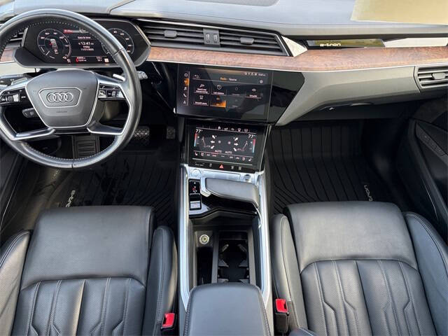 2019 Audi e-tron quattro Prestige