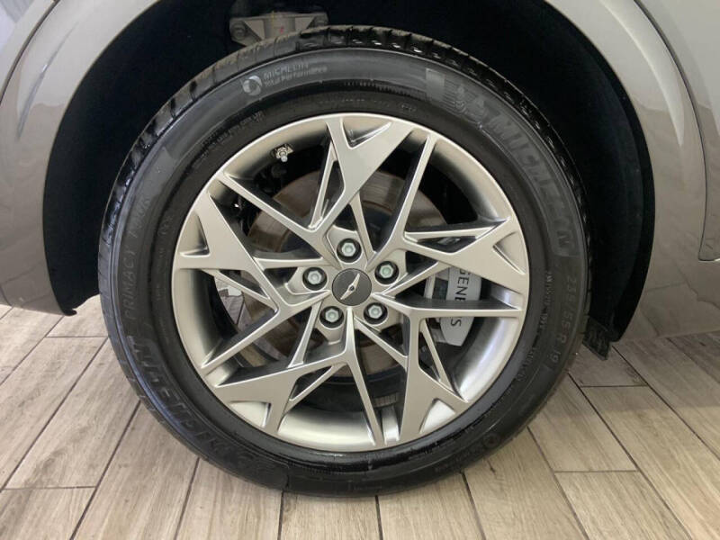 2025 Genesis GV70 2.5T Standard