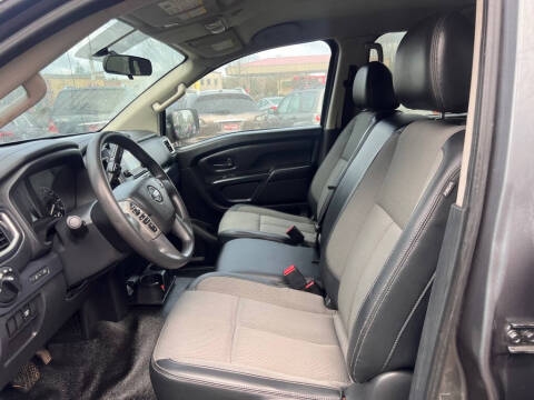 2017 Nissan Titan S
