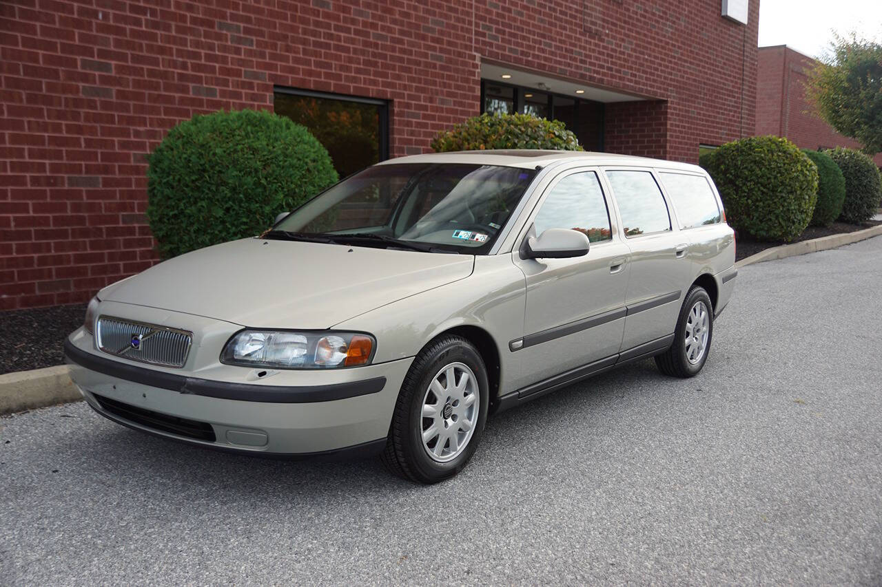 2001 Volvo V70 for sale at Dougherty Automotive in West Chester, PA