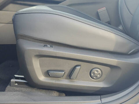 2025 Mitsubishi Outlander PHEV SEL Black Edition