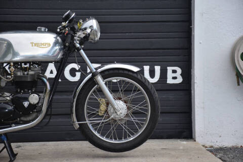 1977 Triumph Boneville T140