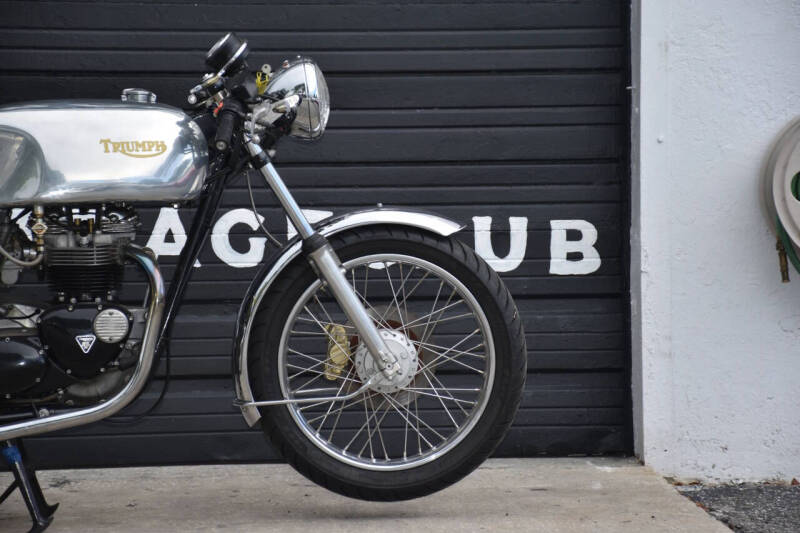 1977 Triumph Boneville T140