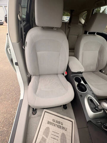 2015 Nissan Rogue Select S