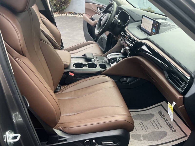 2024 Acura MDX w/Tech