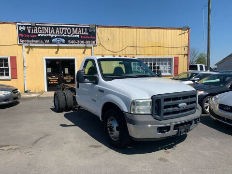 2006 Ford F-350 Super Duty for sale at Virginia Auto Mall in Woodford VA