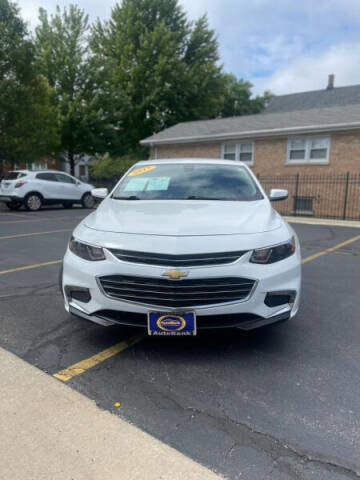 2017 Chevrolet Malibu for sale at AutoBank in Chicago IL