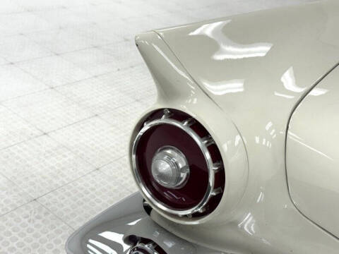 1957 Ford Thunderbird