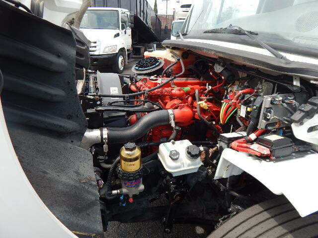 2016 Freightliner M2 106