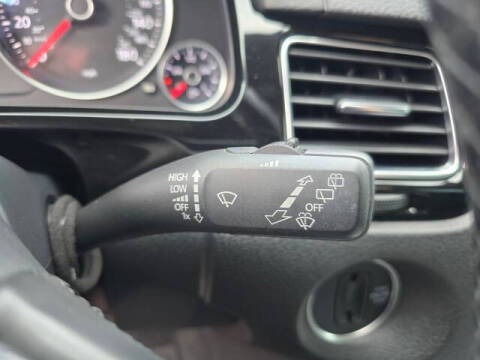 2017 Volkswagen Touareg V6 Wolfsburg