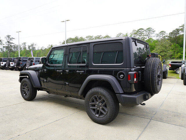 2024 Jeep Wrangler Sport RHD