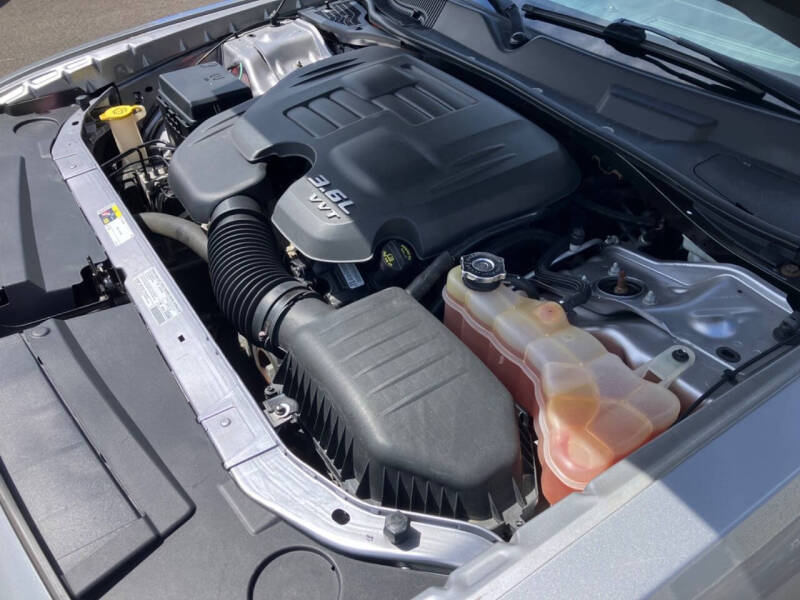 2013 Dodge Challenger SXT