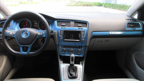 2015 Volkswagen e-Golf SEL Premium