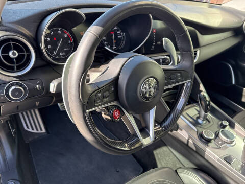 2017 Alfa Romeo Giulia Ti